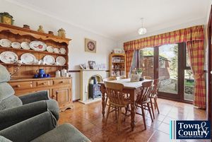 LADYSMITH AVENUE- click for photo gallery